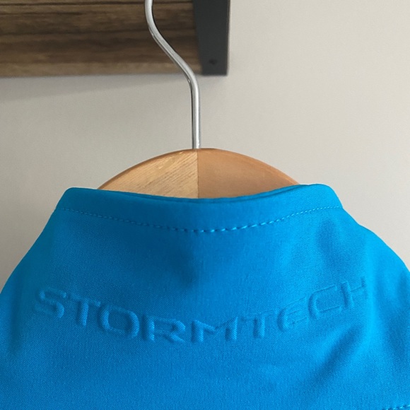 Stormtech Ladies Jacket - Picture 8 of 11